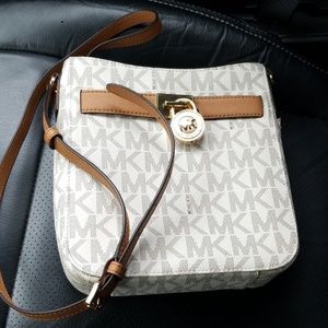 Mk travel messenger bag